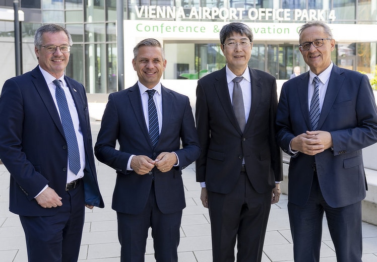 Österreich und Japan rückten in der AirportCity näher zusammen