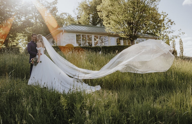Die Hochzeit fand drei Jahre nach dem gemeinsamen "Dancing Stars"-Finale statt.