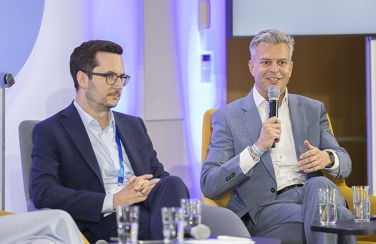 V.l.n.r.: Alexander Windbichler (Gründer und CEO, Anexia Holding) und Thomas Arnoldner (Stv. CEO, A1 Telekom Austria Group). © LEADERSNET /R. Brunhölzl