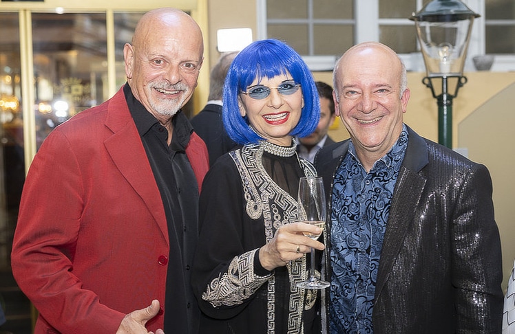 V.l.n.r.: Die Entertainer:innen Gary Lux, Domino Blue und Andy Lee Lang. © LEADERSNET / R. Brunhölzl