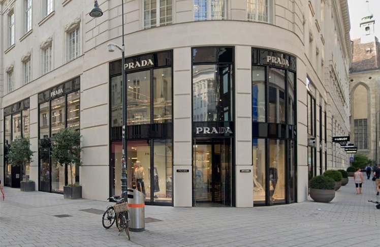 Das einst von René Benko geprägte Luxusviertel mit Marken wie Prada sucht einen neuen Besitzer.