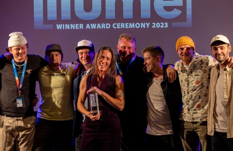 Die Gewinner (darunter Krystle Wright) bei der Award-Verleihung im Jahr 2023 © Red Bull Illume 