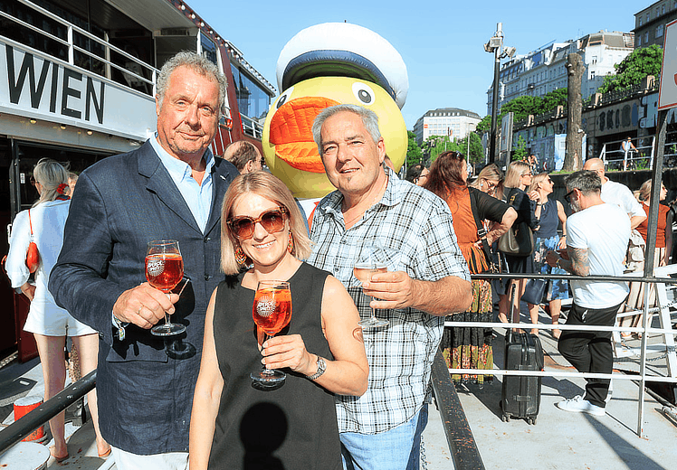 DDSG Blue Danube startet mit Prosecco- oder Aperol-Flatrate in Wien durch