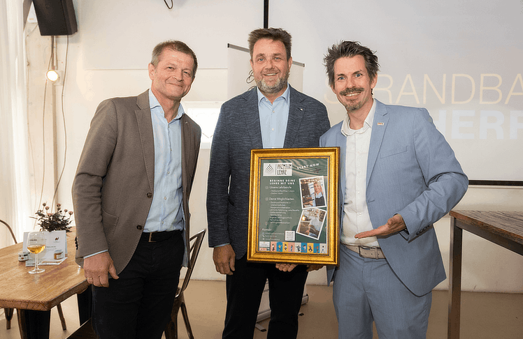 V.l.n.r.: Matthias Ortner (Geschäftsführer Del Fabro Kolarik), Wolfgang Binder (Bundesgruppensprecher Kaffeehäuser, Fachgruppe Gastronomie Wirtschaftskammer Wien) und Thomas Peschta (Obmann der Fachgruppe Gastronomie Wirtschaftskammer Wien