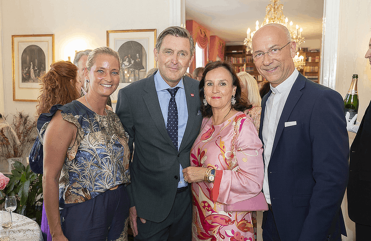V.l.n.r.: Natalie Nemec, Peter und Sabine Hanke sowie Toni Faber
