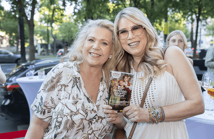 V.l.n.r.: Susanna Hirschler und Simone Stelzer