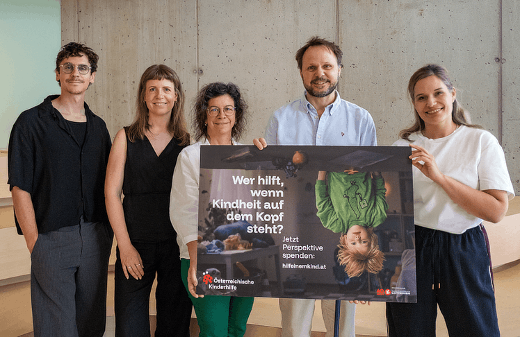 V.l.n.r.: Raphael Berthold (Achtzehn Grad), Anna Benda (Achtzehn Grad), Christine Steindorfer (Österreichische Kinderhilfe), Mario Thaler (Österreichische Kinderhilfe) und Stefanie Schönlieb (Achtzehn Grad)