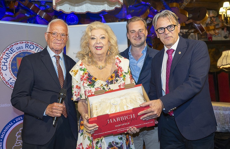 V.l.n.r.: Bundesminister a. D. Werner Fasslabend, Grande Dame Birgit Sarata, Martin Zehetbauer und Marchfelderhof-Chef Peter Großmann. © LEADERSNET / R. Brunhölzl
