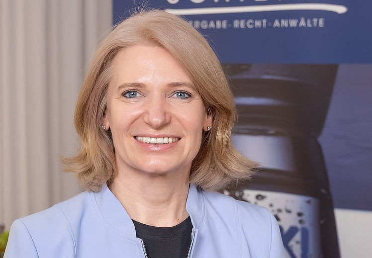 AUA schreibt tiefrote Zahlen und streicht Strecken