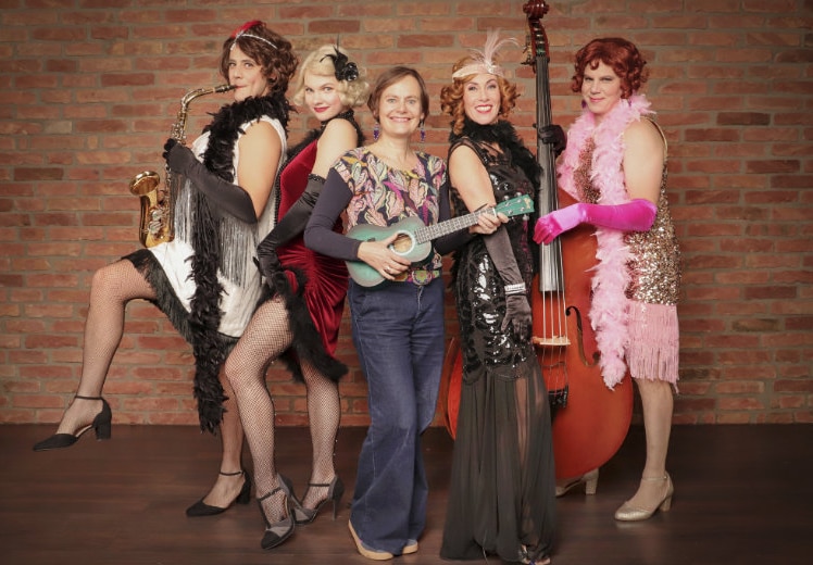 Hollywood-Klassiker "Sugar. Manche mögen's heiß" vor der Rosenburg