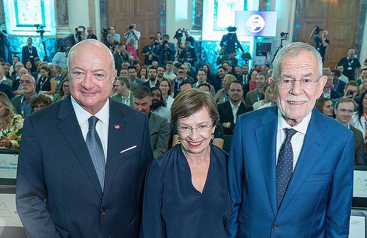 V.l.n.r.: Christian Stocker, Doris Schmidauer und Alexander Van der Bellen © Andreas Tischler