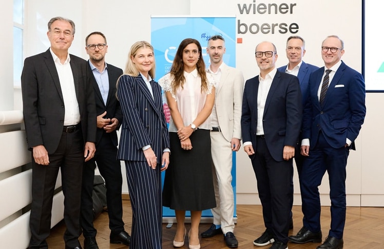 V.l.n.r: Friedrich Mostböck, Stefan Maxian, Beate Wolf, Monika Köppl-Turyna, Christoph Pramhofer, Paul Severin, Christian Lückl und Heinz Bednar