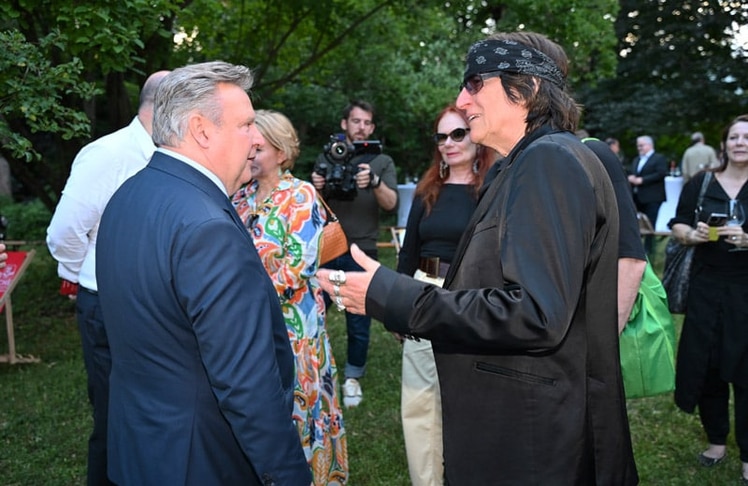 Michael Ludwig (l.) mit Gottfried Helnwein. © Christian Jobst