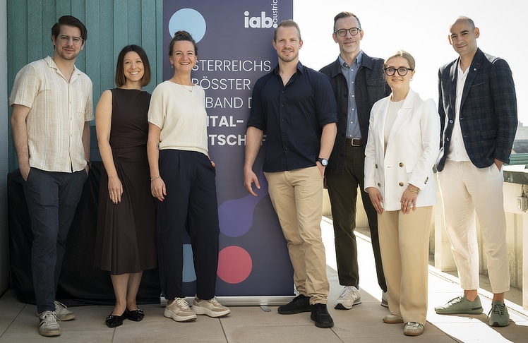V.l.n.r.: Mijat Pejic, Iris Handlsberger, Stephanie Mauerer, Hannes Wurzwallner, Markus Widmer, Marie-Sophie Kames-Klingenbrunner und Stefan Eibl © Ingo Folie