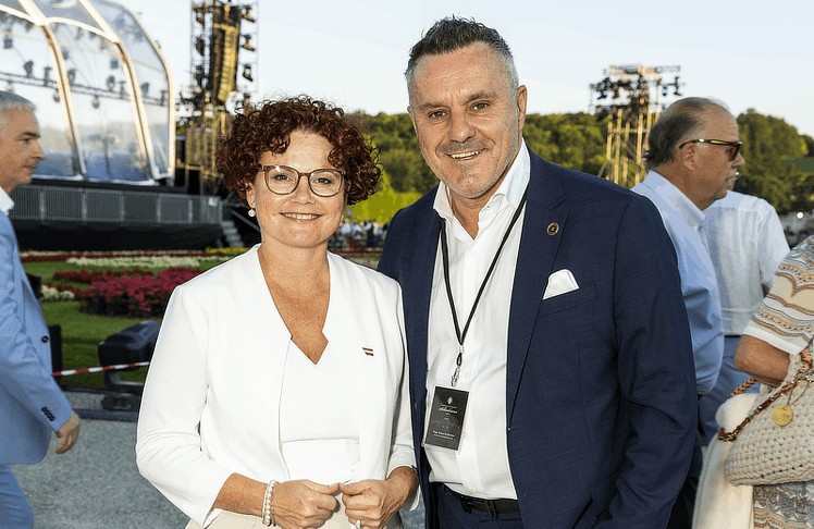 Staatssekretärin Elisabeth Zehetner und Klaus Panholzer  © SKB / Stefan Joham