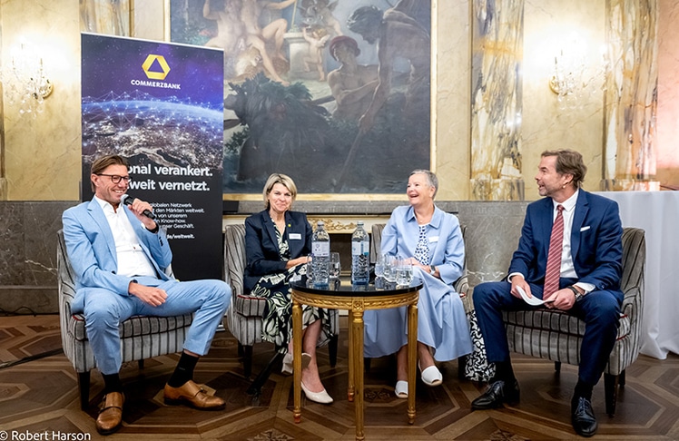 Klemens Eiter (PORR AG), Barbara Potisk-Eibensteiner (Österreichische Post AG), Angelika Sommer-Hemetsberger (OeKB AG), Martin Butollo (Commerzbank)