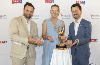 Ein Hauch von Emmy-Glanz beim Sommercocktail im Belvedere