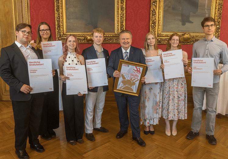 Wiens beste Gastro-Lehrlinge im Rathaus ausgezeichnet