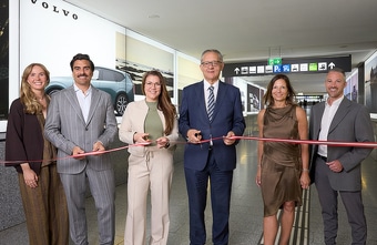 Volvo inszeniert Markenwelt am Sky Corridor des Flughafen Wien