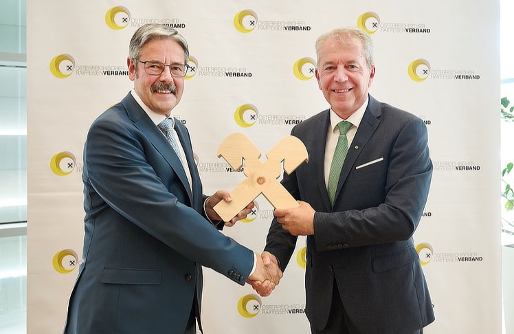 Der scheidende Generalanwalt Erwin Hameseder (l.) mit seinem Nachfolger Erwin Tinhof.