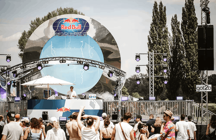  Der Produzent Christian Löffner übernahm die Hauptbühne und präsentierte sein als "Meridian-Sound" angekündigtes Set. 