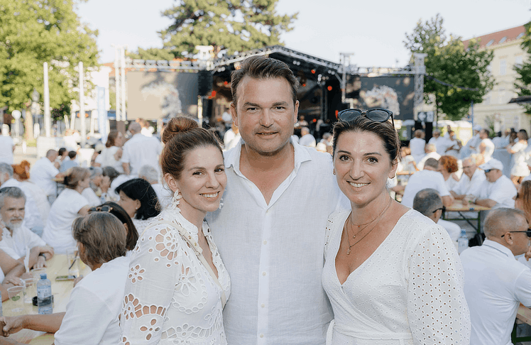 V.l.n.r.: Bürgermeisterin Carmen Jeitler-Cincelli, Michael Grossauer und Dolores David-Fromm.