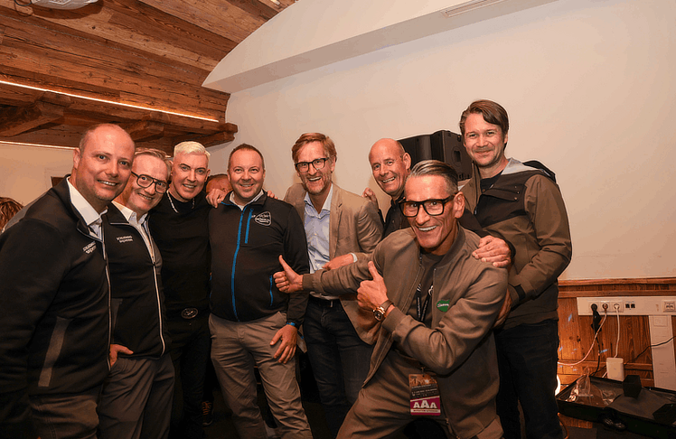 V.l.n.r.: Mathias Schattleitner (Geschäftsführer der Tourismusregion Schladming-Dachstein), Andreas Keinprecht (Vorsitzender Tourismusregion Schladming-Dachstein), H.P Baxxter, Daniel Berchthaller (Geschäftsführer Reiteralm), Peter Weichbold (Geschäftsführer Planai & Hochwurzen), Klaus Hofstätter (Geschäftsführer Hauser Kaibling), Klaus Leutgeb (Leutgeb Entertainment Group), Franz Eisl (Vorsitzender Stellvertreter Schladming-Dachstein) © Daniel Scharinger/ Pressefoto Scharinger