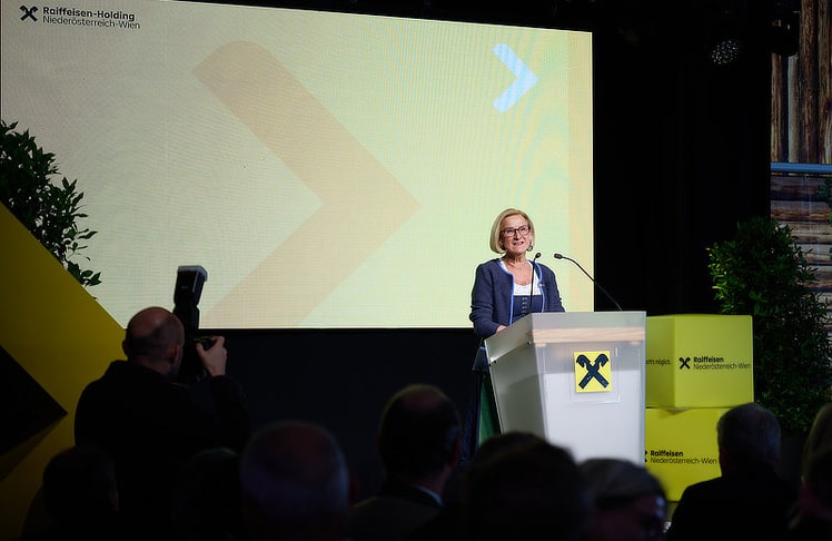 NÖ-Landeshauptfrau Johanna Mikl-Leitner bei ihrer Festrede. © NLK Pfeiffer