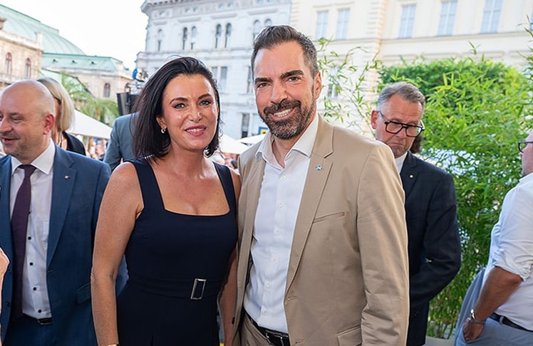 Elisabeth Köstinger und Kari Ochsner © Andreas Tichler