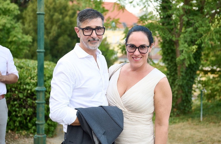 Richard Mauerlechner (Geschäftsführender Gesellschafter Weekend Magazin) mit Michaela Tomek (Psychotherapeutin).