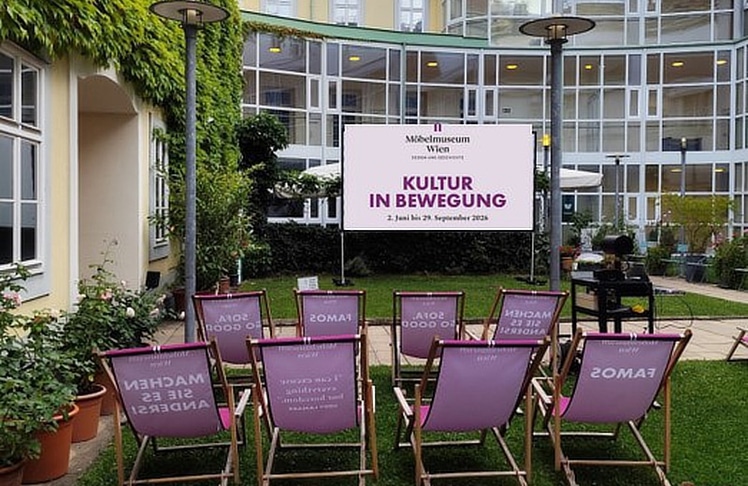 Das Filmprogramm spannt einen Bogen von romantischen Komödien bis zu zeitlosen Publikumslieblingen. Mit dabei sind unter anderem Filme mit Stars wie Romy Schneider, Paul Hörbiger und Hans Moser.

