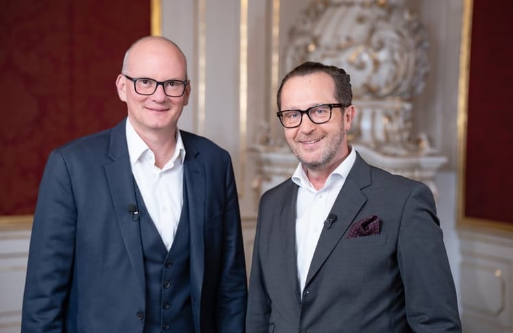 Julian Jäger (l.), Vorstand der Flughafen Wien AG, und Robert Nagele, Billa-Vorstandsmitglied für Immobilien und Nachhaltigkeit