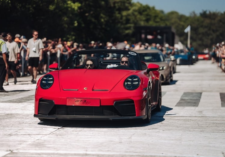 Wie Porsche in Goodwood 75 Jahre Markengeschichte inszenierte