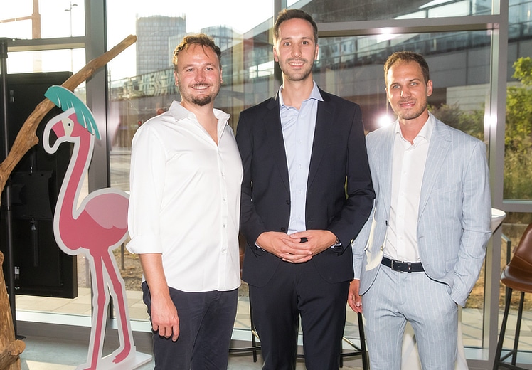 100 Gäste feierten beim Sommerfest von monitorwerbung