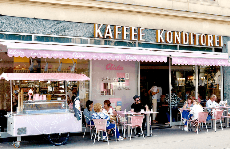 Neue Recherchen zeigen: Aida ist die älteste Kaffeehauskette der Welt. © Kate Weirick/ Pexels