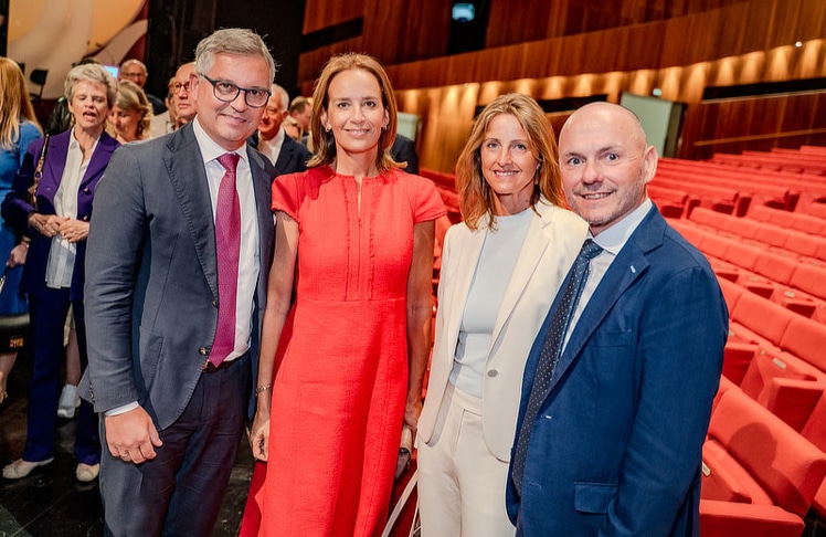 V.l.n.r.: Magnus Brunner mit Gattin Eva sowie Hubert Büchel mit Begleitung. © LEADERSNET / A. Rieck