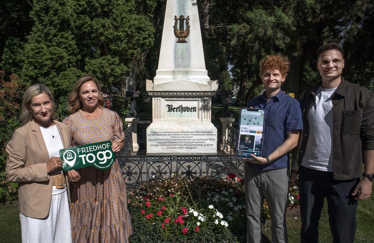 Mit dem neuen Smartphone-Guide lassen sich Promi-Gräber wie jenes von Ludwig van Beethoven am Wiener Zentralfriedhof erkunden.