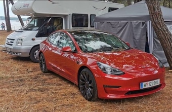 Wie man mit dem Elektroauto sorglos in den Urlaub kommt
