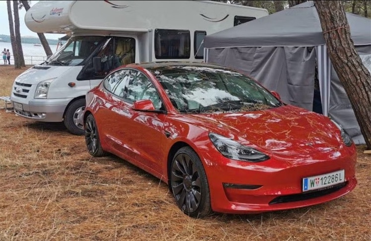 Bei der Urlaubsfahrt mit dem E-Auto ist gute Planung entscheidend. Dann kommt man beispielsweise problemlos von Wien nach Medulin (Kroatien).