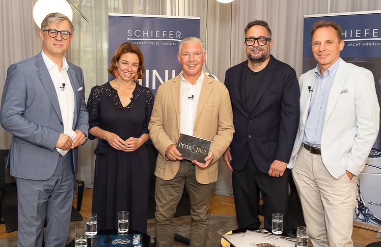 V.l.n.r.: Pavol Dobrocky (Country Managing Director Boehringer Ingelheim), Barbara Sladek (Gründerin & CEO myBioma), Paul Leitenmüller (CEO Opinion Leaders Network), Martin Schiefer (CEO Schiefer Rechtsanwälte) und Andreas Köttl (Präsident VÖPE & ÖGNI).