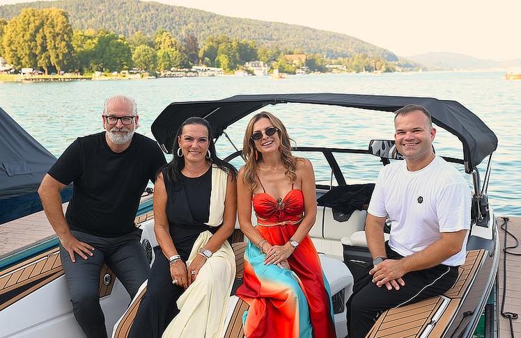 Brigitte Glock (2.v.l.) mit Freund Georg (l.) sowie Sohn Stefan und Bettina Weniger-Assinger.