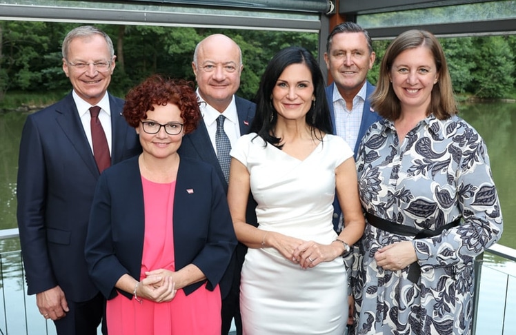 V.l.n.r.: Thomas Stelzer, Elisabeth Zehetner, Christian Stocker, Silvia Grünberger, Peter Hanke und Barbara Eibinger-Miedl