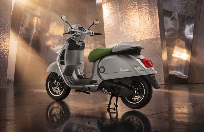 Vespa Edizione Ottantesimo