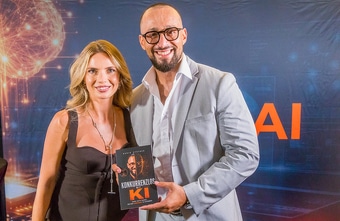 Chris Steiners neues Buch widmet sich den Chancen der KI-Wirtschaft