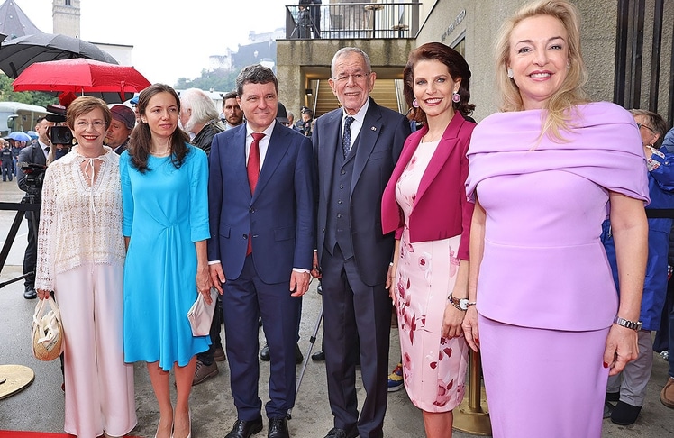 Die Salzburger Festspiele 2026 werden vom 17. Juli bis 30. August stattfinden und erneut internationale Künstler, Kulturschaffende und ein hochkarätiges Publikum aus Kultur, Politik und Wirtschaft in Salzburg zusammenbringen.