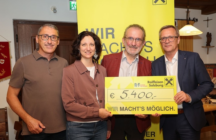 V.l.n.r.: RVS-Pressesprecher Sigi Kämmerer, RVS-Geschäftsleiterin Anna Doblhofer-Bachleitner, Fritz Hausjell und RVS-Generaldirektor 
Heinz Konrad