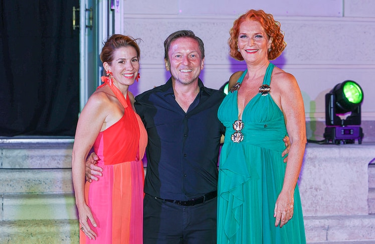 V.l.n.r.: Badens Bürgermeisterin Carmen Jeitler-Cincelli, Künstlerischer Leiter Andreas Gergen und Musicalstar Maya Hakvoort.