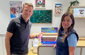 Drei eröffnet "HandySpa" für verkeimte Smartphones