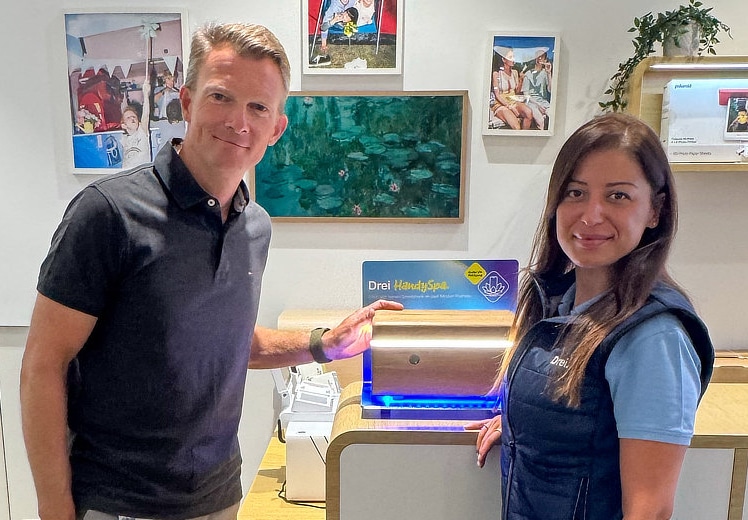 Drei eröffnet "HandySpa" für verkeimte Smartphones