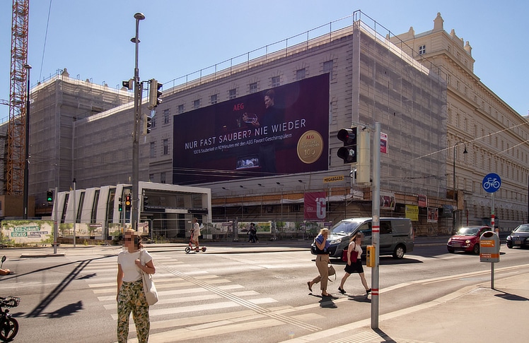 AEG Werbung in der Landesgerichtsstraße © Megaboard